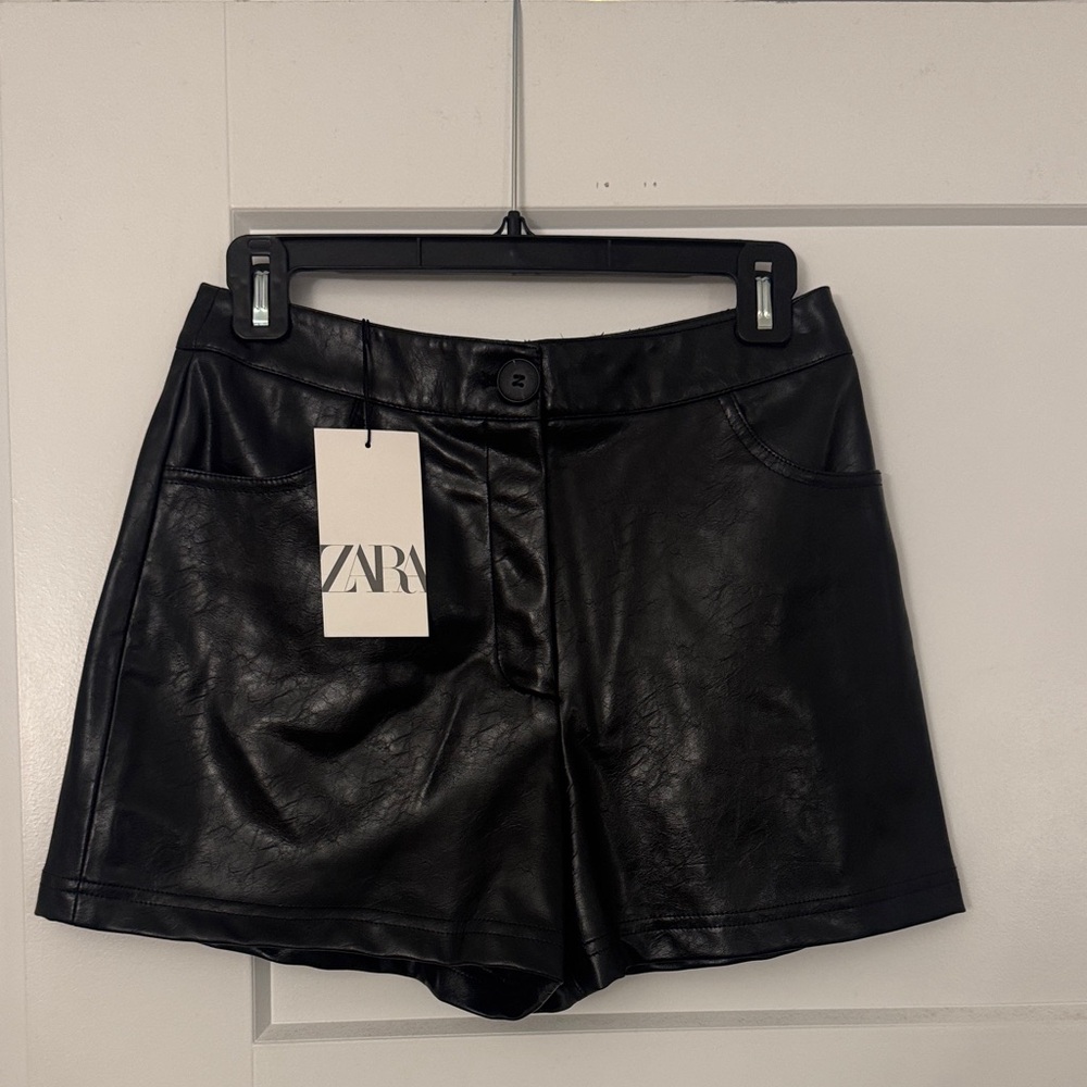 Zara Women's High Waist Black Leather Shorts